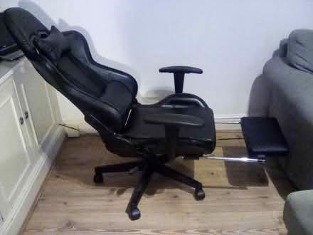 Photo of free Recliner gaming chair foot rest (Shepherds Bush W12) #1