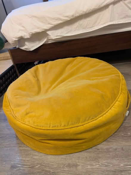 Photo of free C&B :Large cushion for sitting (Flynn Ave, Mountain View) #2