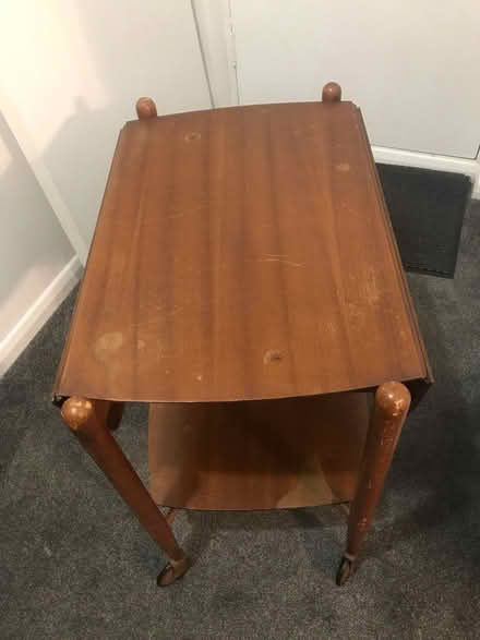 Photo of free Small extendable table (Sutton SM1) #1