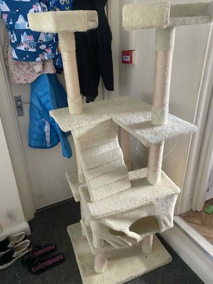 Photo of free XL Cat tower (Gerrards Cross) #1