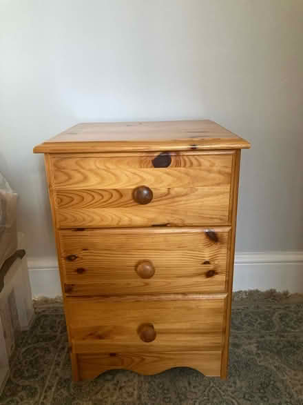 Photo of free Small set drawers (SS9) #1