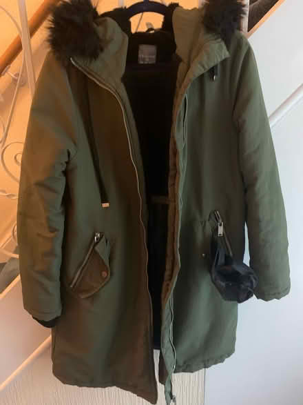 Photo of free Parka jacket - broken zip (BR3 Elmers End) #2