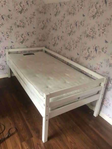 Photo of free single bed and mattress (KT10 Hinchley wood) #1