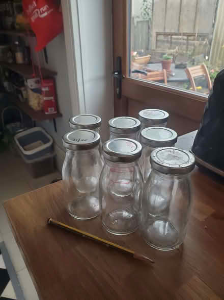 Photo of free Small glass bottles (Knowle BS4) #1