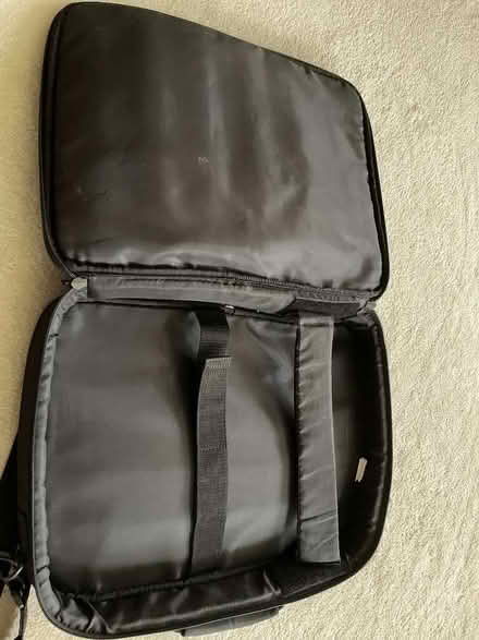 Photo of free Laptop Case (GU9) #2