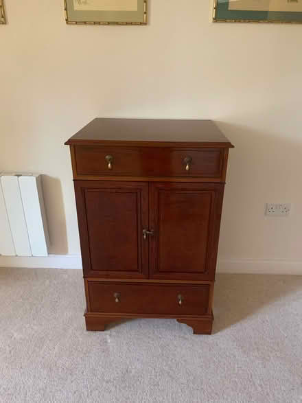 Photo of free TV Cupboard (Devizes Wiltshire SN10) #1