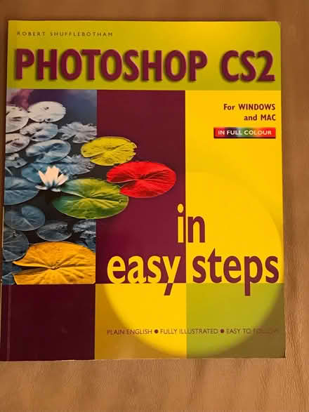 Photo of free Photoshop CS2 user guide with CD (Southport PR8) #1