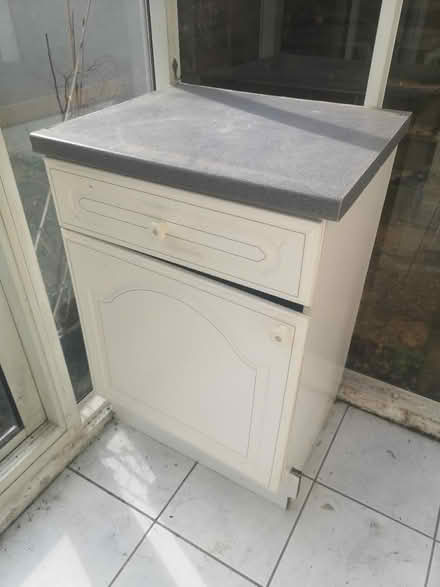 Photo of free Single kitchen unit (Oldfield Park) #2