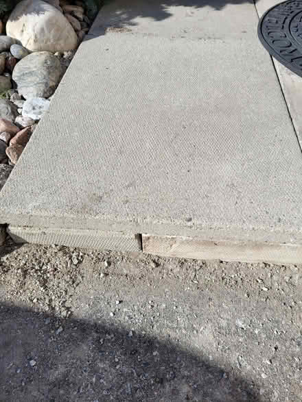 Photo of One 24 x 30 inch Patio Slab (Oshawa) #1