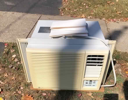 Photo of free Air Conditioner (Havertown) #1