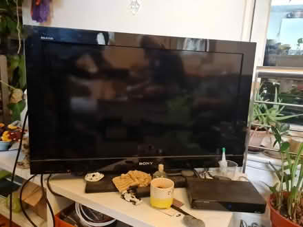 Photo of free Sony TV 32" (Near Holborn/Rosebery Ave) #1