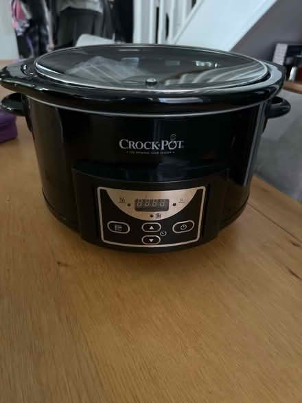 Photo of free Crock pot slow cooker (Billericay CM12) #1
