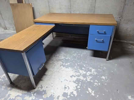 Photo of free desk (Amherst) #1