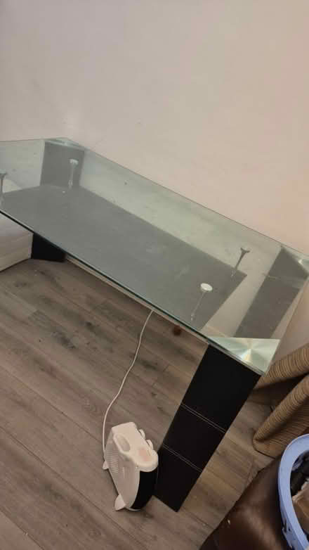 Photo of free 6-8seater dining table (Rm12 4tr) #1
