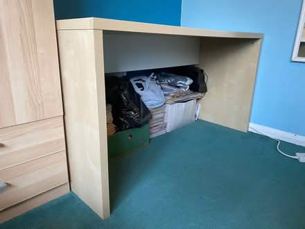 Photo of free Desk (Marlow SL7) #1