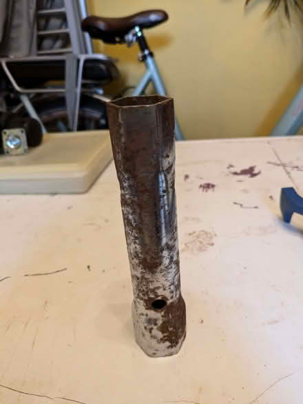 Photo of free box spanner (Uphill BS24) #1