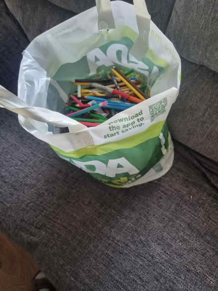 Photo of free Large bag of pencil (Dartford Da2) #1