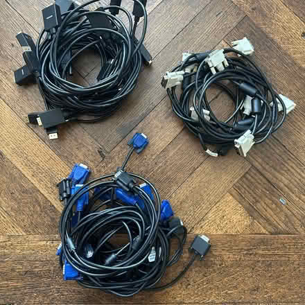 Photo of free Bundle of cables (Hove, BN3) #1