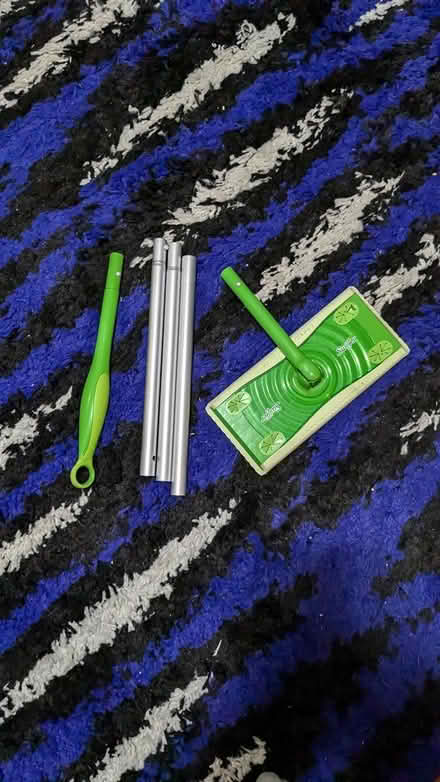 Photo of free Swiffer (Downtown Ottawa) #1