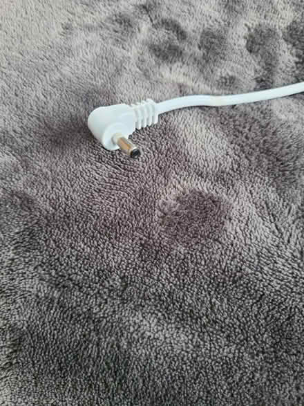 Photo of DC 3.5 mm/1.35 mm 5 V barrel cable (Headington, OX3) #2