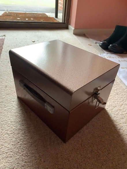 Photo of free Metal box (Cutteslowe OX2) #1