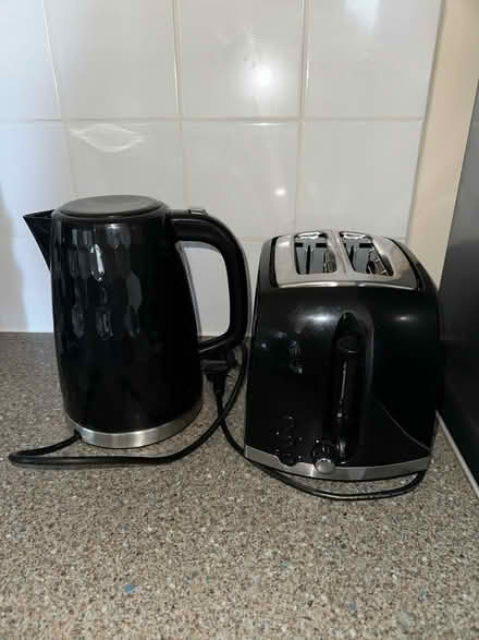 Photo of free Russel Hobbs Kettle and Toaster (SW16) #1