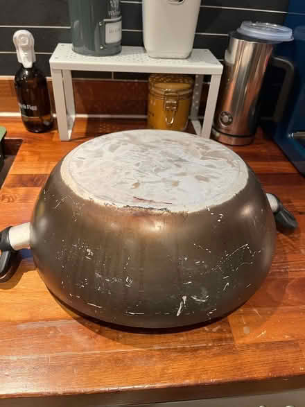 Photo of free Large wok (Hoe PL1) #2