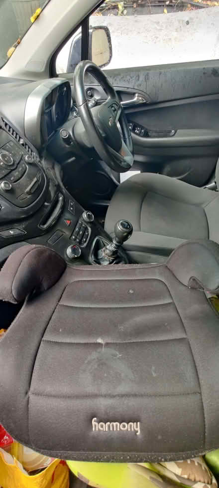 Photo of free Boaster car seat (Waddon CR0) #1