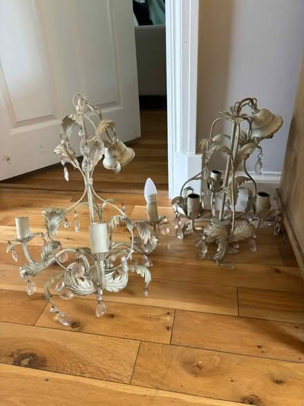 Photo of free Chandelier lights (KT24) #1