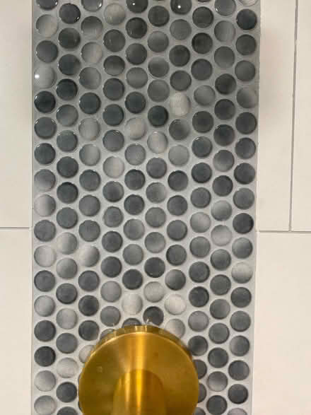 Photo of free Bathroom floor/wall tile (Sauganash south of Rogers Ave) #2