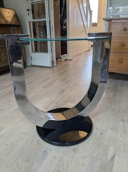 Photo of free Glass table (Barnehurst DA7) #1