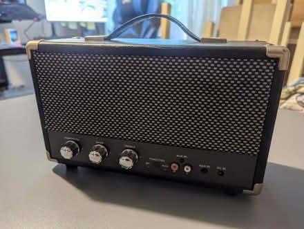 Photo of free GPO speaker - no charger (LU34) #2