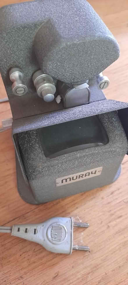 Photo of free Old projectors (West Oxford OX2) #3