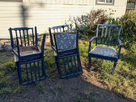 Photo of free 5 chairs (Terrace Lane, McKinleyville) #1