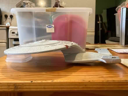 Photo of free Starship enterprise plastic model (Penrith CA11) #2