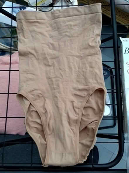 Photo of free Shape wear (Barford CV35) #2