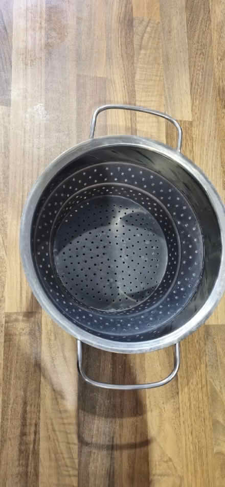 Photo of free IKEA colander (CR4 Mitcham) #1