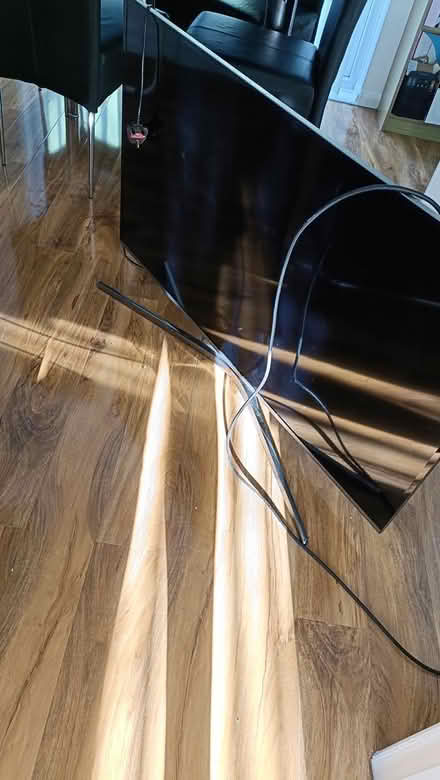 Photo of free TV (Northampton, blackthorn) #2