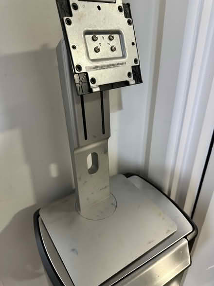 Photo of free Dell Monitor Stand for 34-inch (RG30) #1