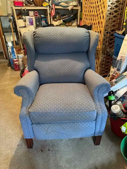 Photo of free Lane Recliner (Rhinebeck, NY) #1