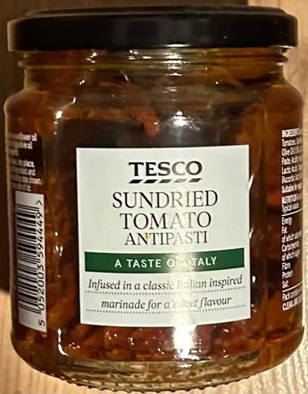 Photo of free Jar of Sundried Tomatoes (Central Reading RG1) #1