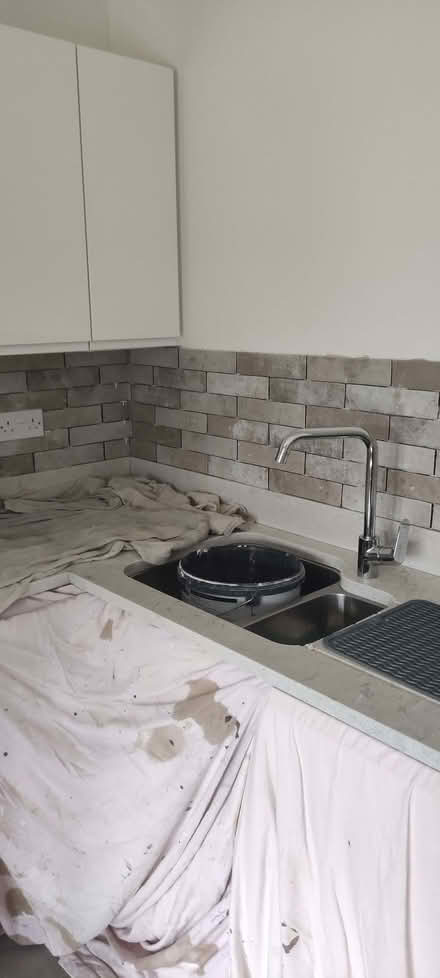 Photo of free New Porcelain tiles (Ruddington NG11) #1