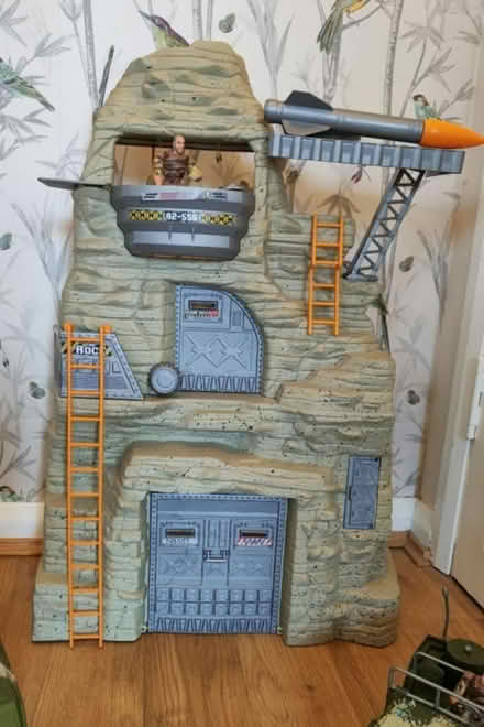 Photo of free Army base (Bt16 2bx) #3