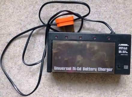 Photo of free Univeral Ni-Cd Battery Charger for Rechargeable Batteries (Littleover DE23) #1