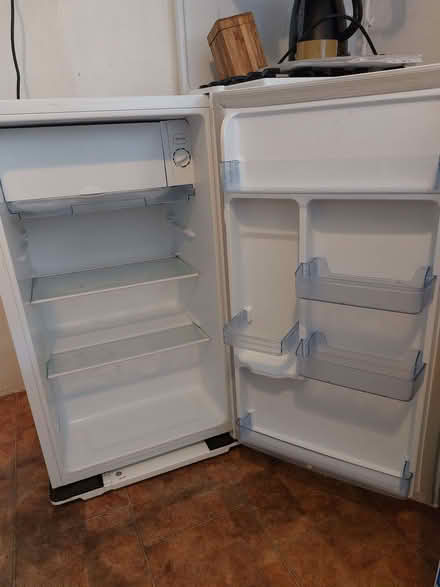Photo of free Fridgemaster Fridge (Alport DE45) #1