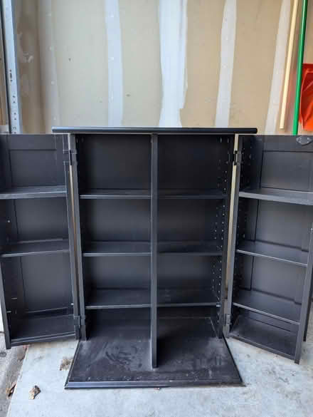 Photo of free DVD/Stand with lock (North Laurel) #2