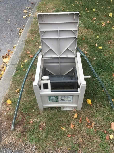 Photo of free Hose hideaway with hose guide (Central Park) #2