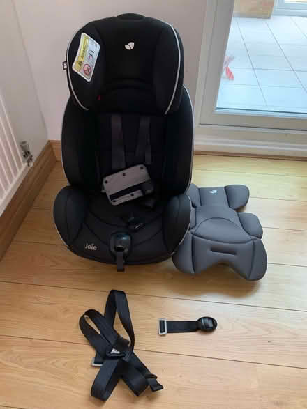 Photo of free Joie car seat 0-12years (DA3) #1