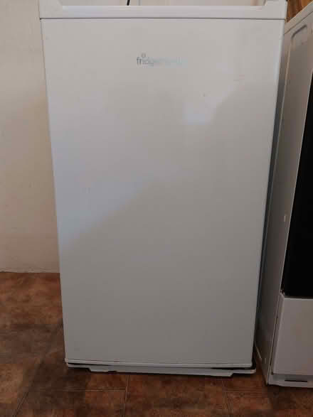 Photo of free Fridgemaster Fridge (Alport DE45) #2