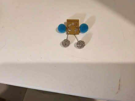 Photo of free 2 pairs of earings (Wigmore HR6) #1